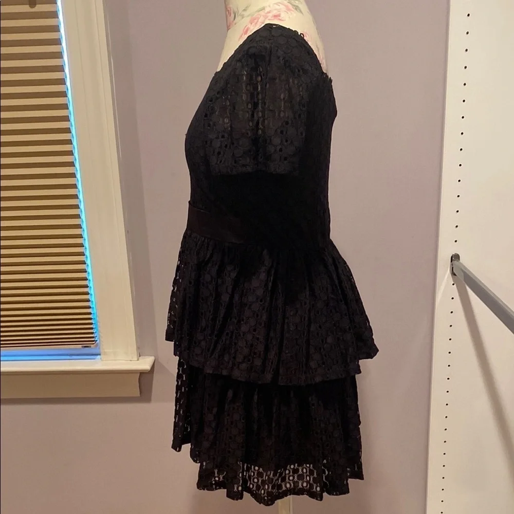 Elegant Black Lace Dress